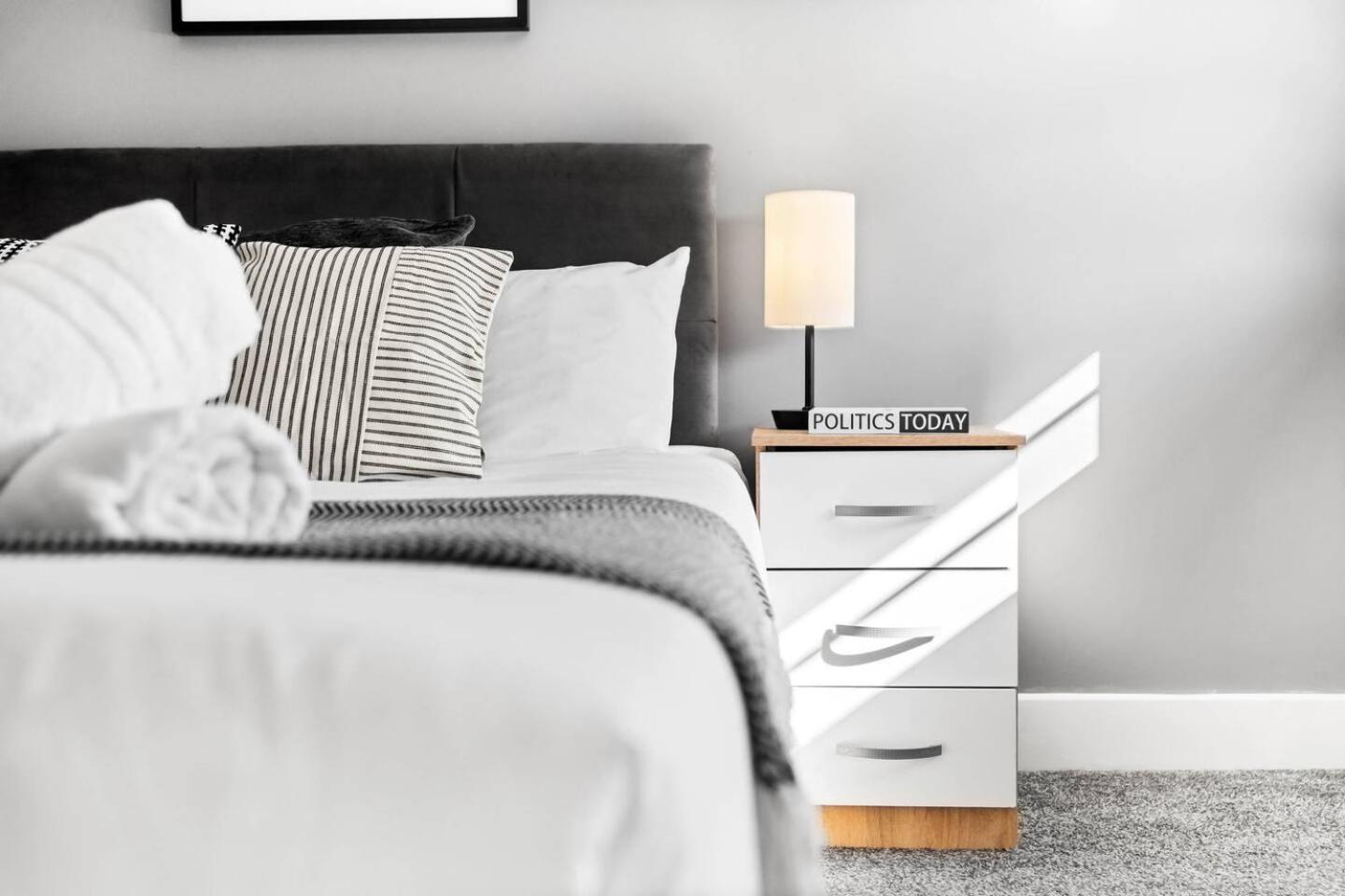 City Centre - Two Bedroom Apartment - Juliet Balcony - Secure Parking - Wifi - Smart Tv - Top Rated -33S Birmingham Exteriér fotografie