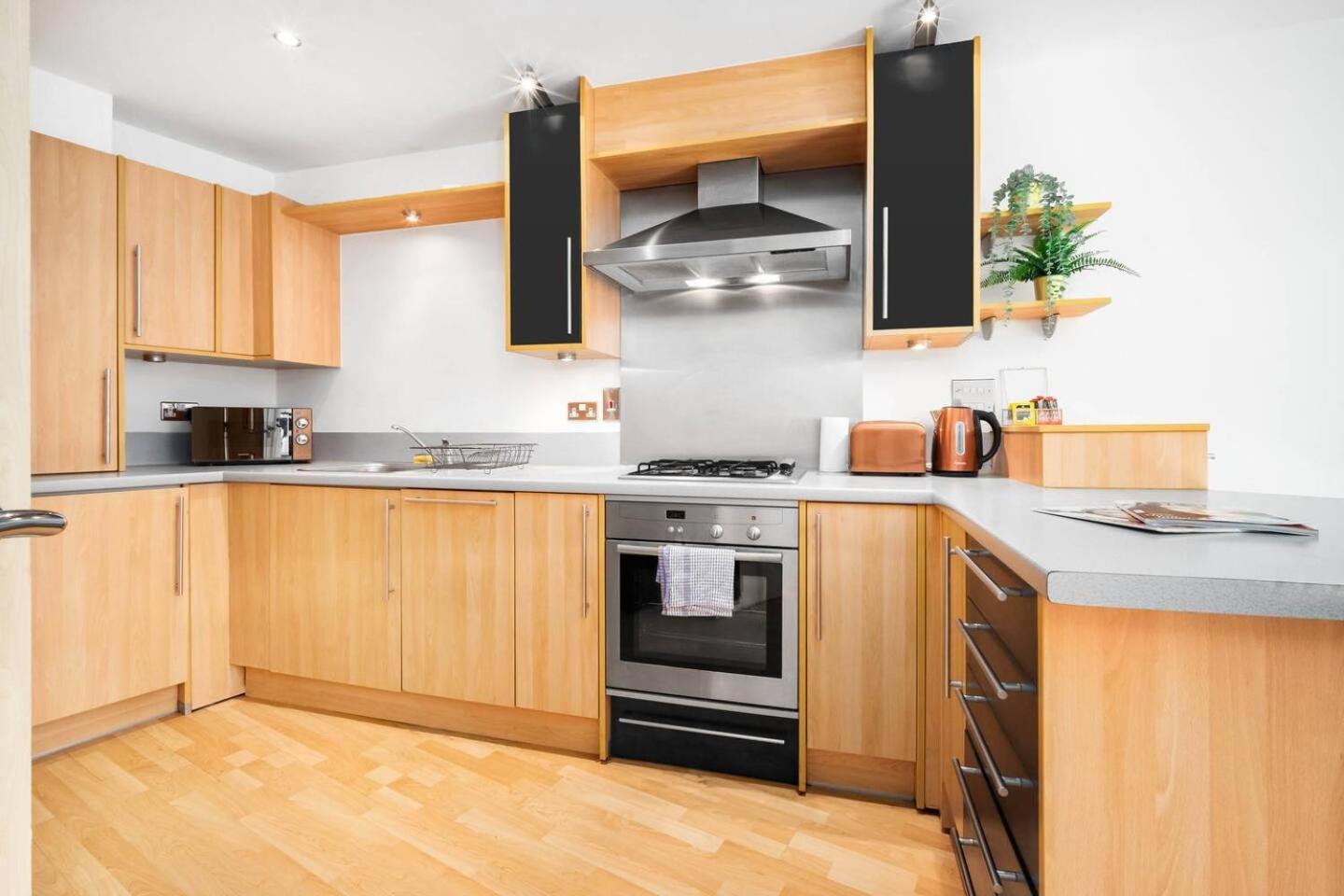 City Centre - Two Bedroom Apartment - Juliet Balcony - Secure Parking - Wifi - Smart Tv - Top Rated -33S Birmingham Exteriér fotografie