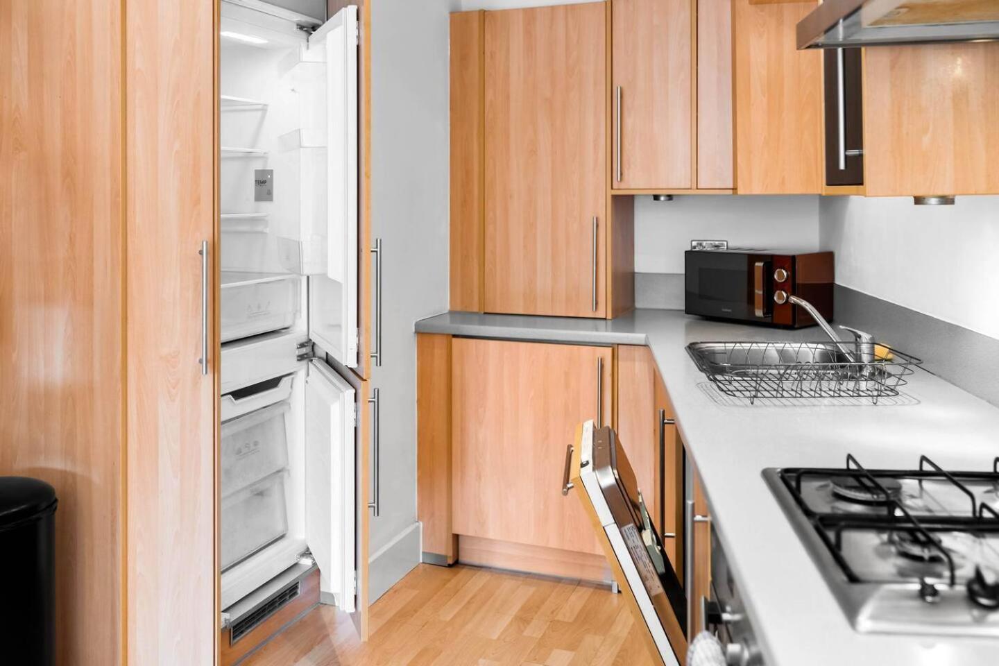 City Centre - Two Bedroom Apartment - Juliet Balcony - Secure Parking - Wifi - Smart Tv - Top Rated -33S Birmingham Exteriér fotografie